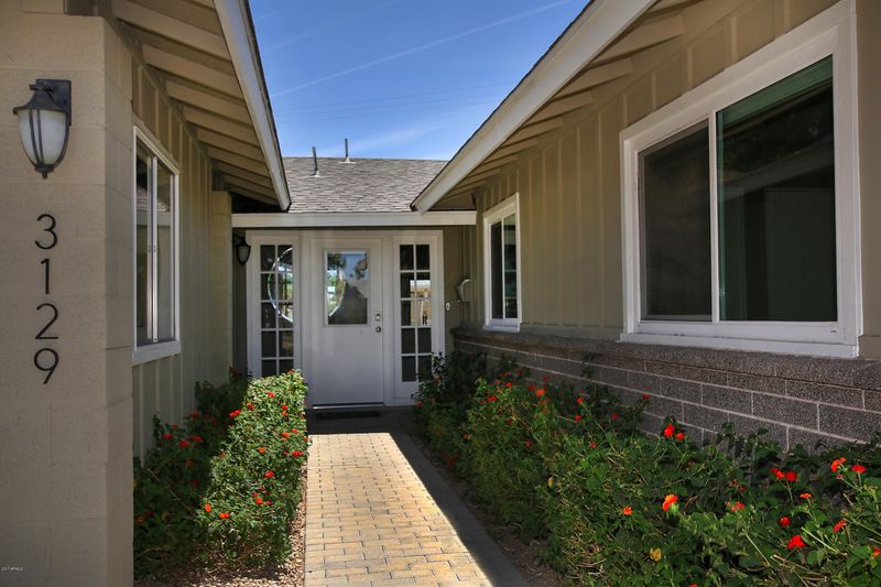 3129 E Yucca St, Phoenix, AZ 85028