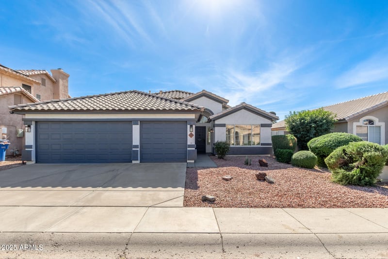 3129 Oraibi Dr, Phoenix, AZ 85050