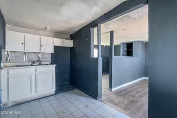313 Jones Ave, Phoenix, AZ 85041