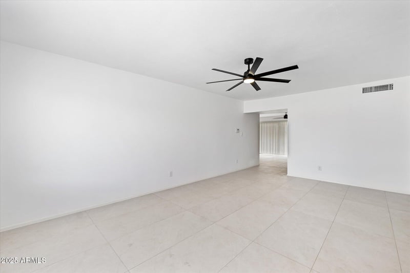 313 Riviera Dr, Tempe, AZ 85282