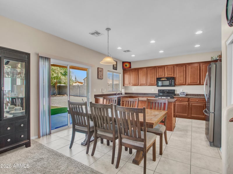 313 117th Dr, Avondale, AZ 85323