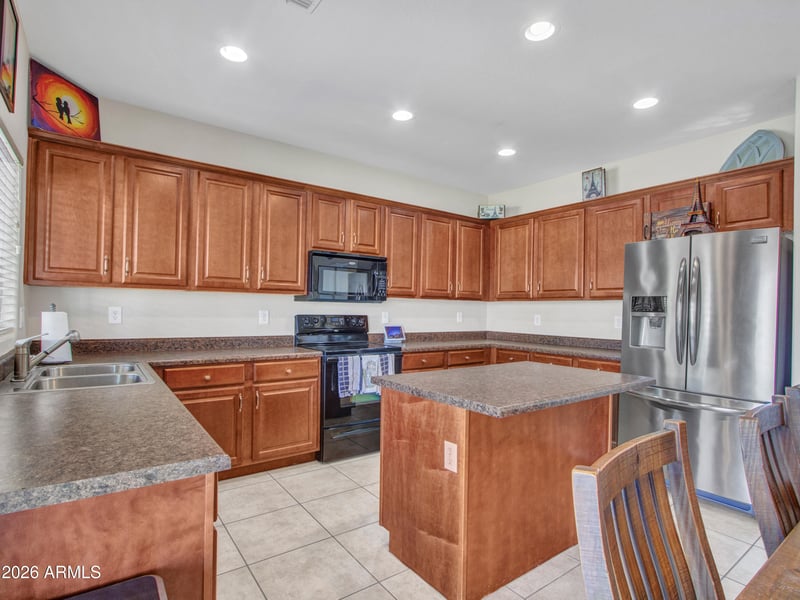 313 117th Dr, Avondale, AZ 85323
