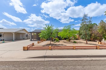 313 Utopia Rd, Phoenix, AZ 85027