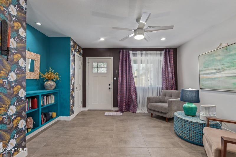 313 Utopia Rd, Phoenix, AZ 85027
