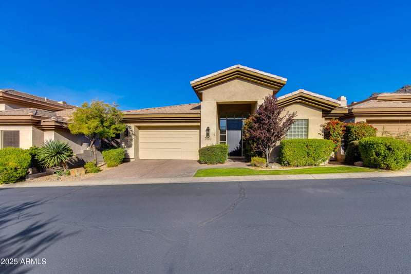 3130 E Squaw Peak Cir, Phoenix, AZ 85016
