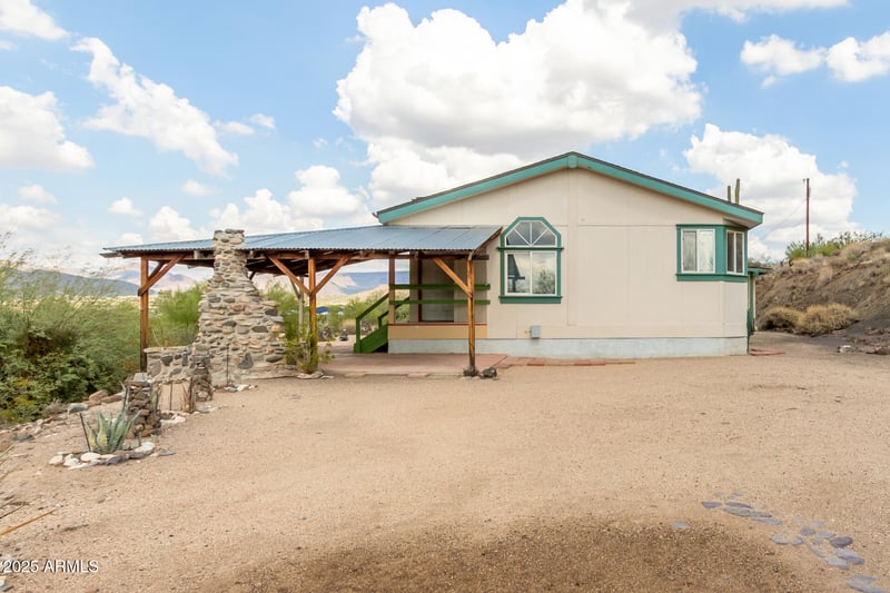 3130 Lazy G Ranch Rd, New River, AZ 85087