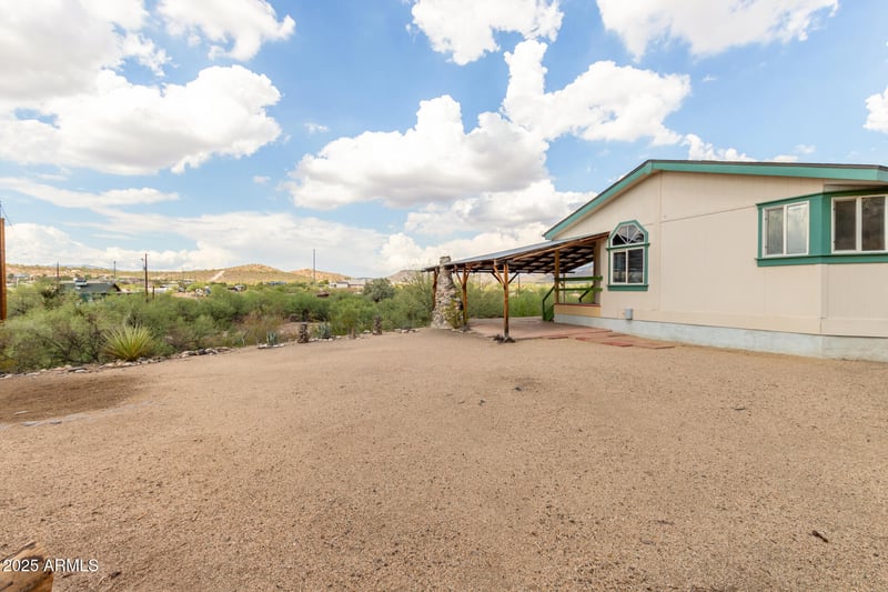 3130 Lazy G Ranch Rd, New River, AZ 85087