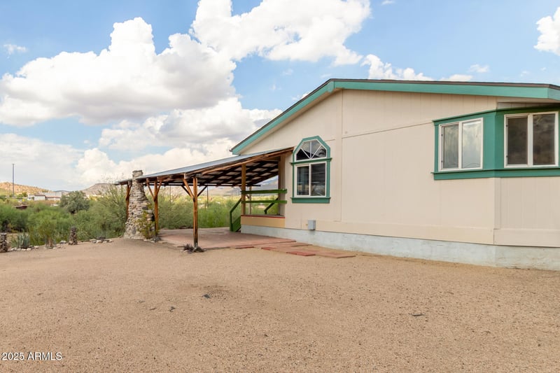 3130 Lazy G Ranch Rd, New River, AZ 85087
