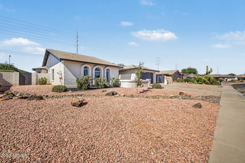 3130 Kristal Way, Phoenix, AZ 85027