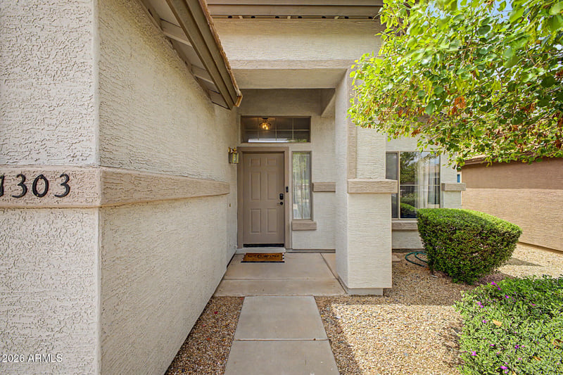 31303 Claridge Cir, San Tan Valley, AZ 85143