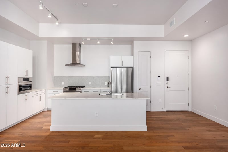 3131 Central Ave #7002, Phoenix, AZ 85012
