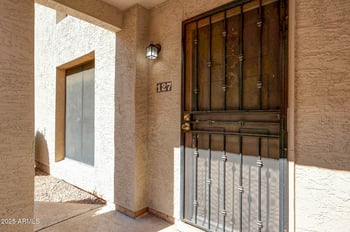 3131 Cochise Dr #127, Phoenix, AZ 85051