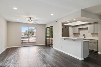 3131 Cochise Dr #202, Phoenix, AZ 85051