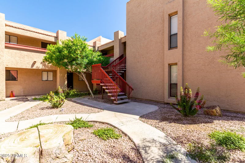 3131 Cochise Dr #229, Phoenix, AZ 85051
