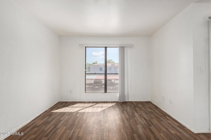 3131 Cochise Dr #229, Phoenix, AZ 85051