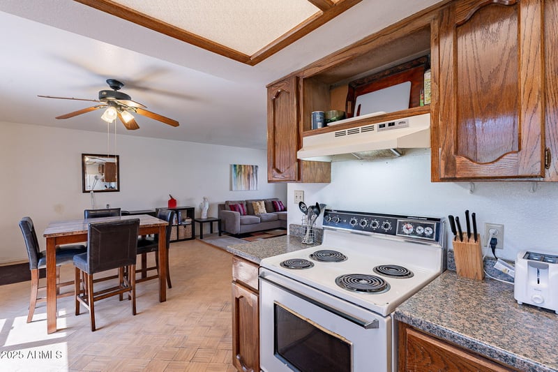 3131 Cochise Dr #269, Phoenix, AZ 85051