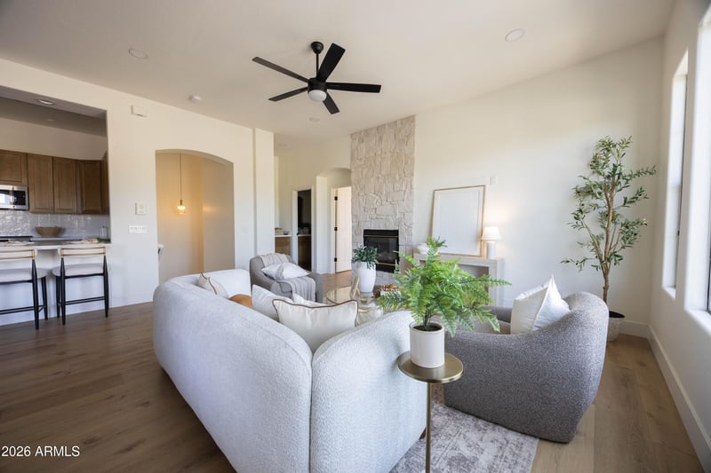 3131 Legacy Dr #2076, Phoenix, AZ 85042