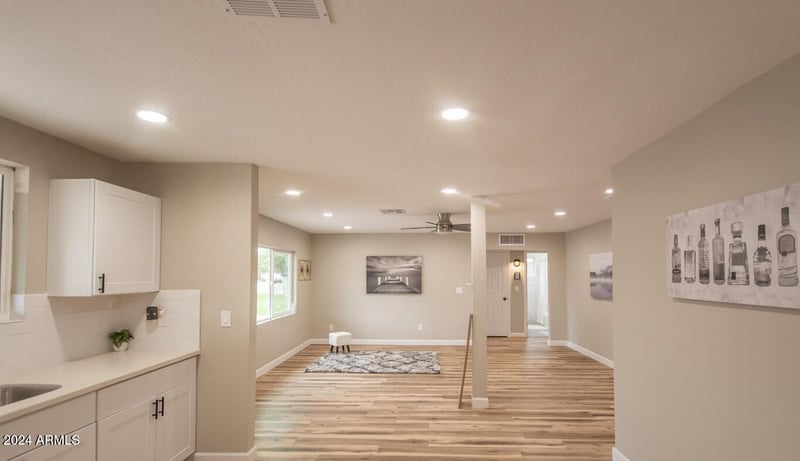 3131 Elm St, Phoenix, AZ 85017