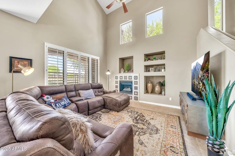 3131 Legacy Dr #1032, Phoenix, AZ 85042