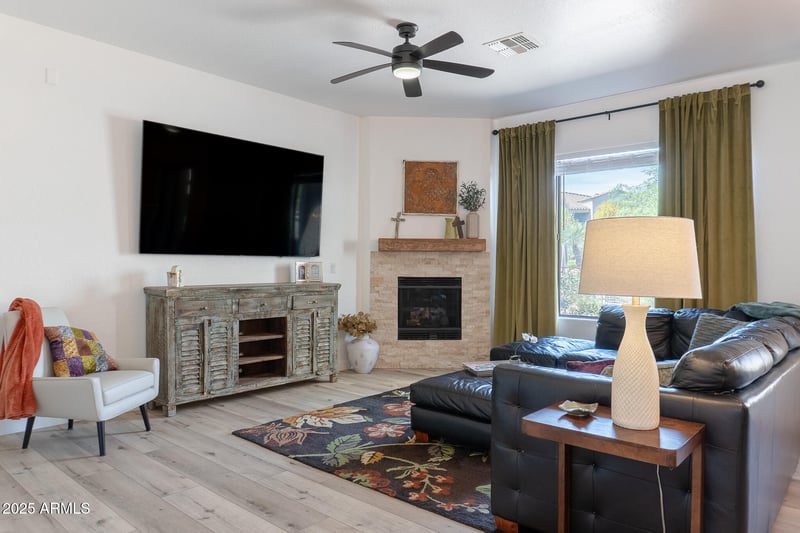 3131 Legacy Dr #1093, Phoenix, AZ 85042