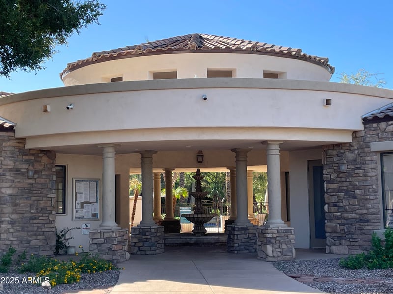 3131 Legacy Dr #2008, Phoenix, AZ 85042