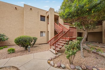 3131 Cochise Dr #223, Phoenix, AZ 85051