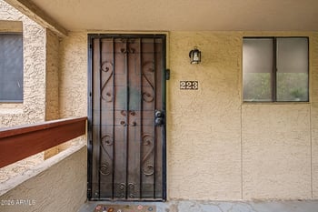 3131 Cochise Dr #223, Phoenix, AZ 85051