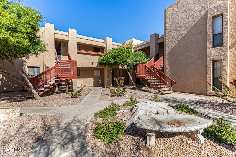 3131 W Cochise Dr #229, Phoenix, AZ 85051