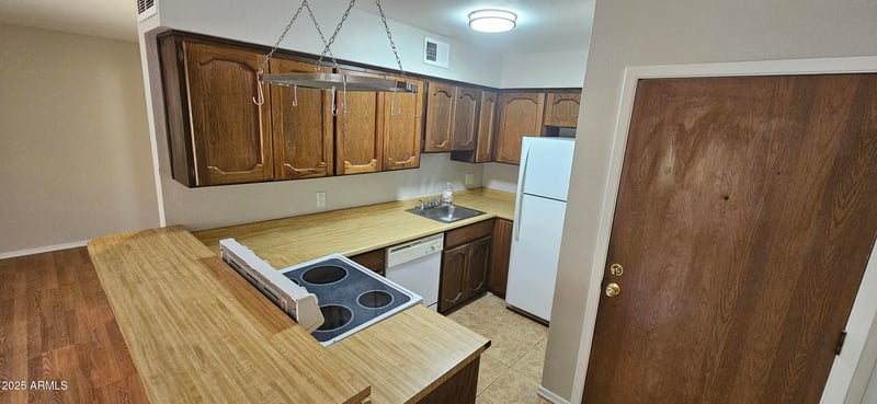 3131 W Cochise Dr #256, Phoenix, AZ 85051