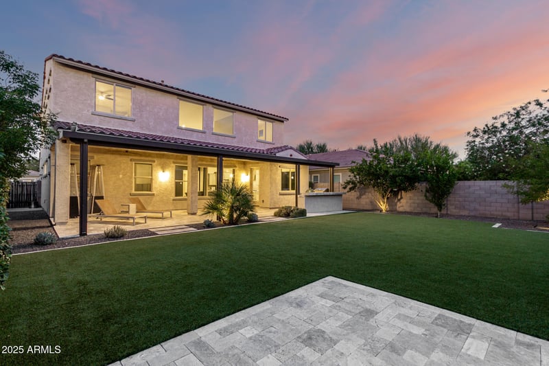 31314 1st Pl, Phoenix, AZ 85085