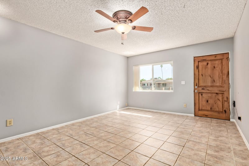 3132 Acapulco Ln, Phoenix, AZ 85053