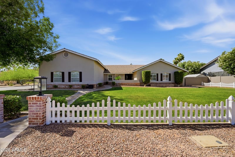 3132 E Fairfield St, Mesa, AZ 85213