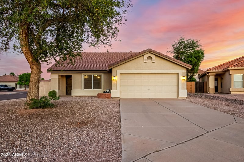 3133 82nd Cir, Mesa, AZ 85212