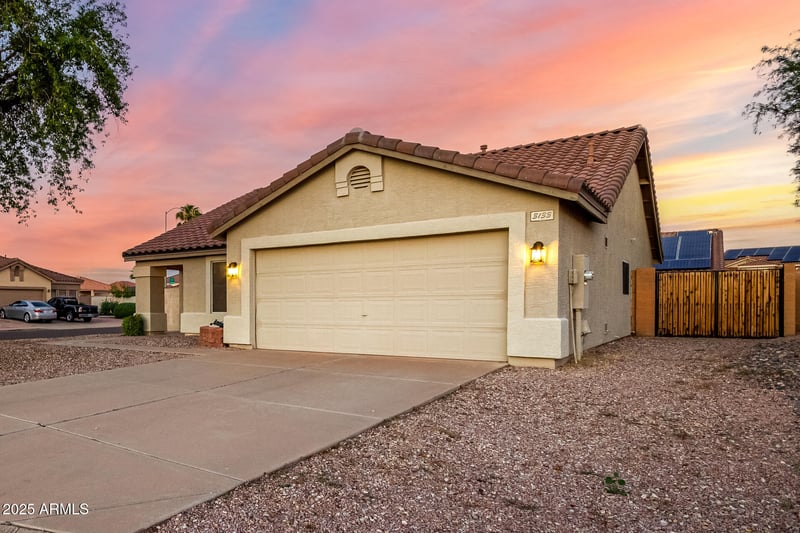 3133 82nd Cir, Mesa, AZ 85212
