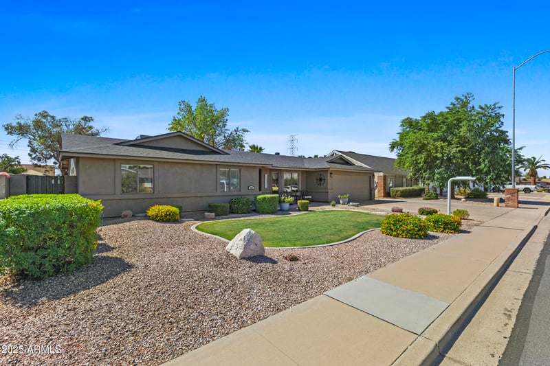 3133 Dover St, Mesa, AZ 85213