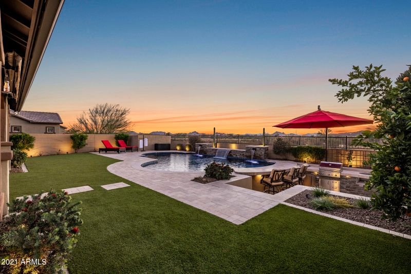 3133 E Half Hitch Pl, Phoenix, AZ 85050