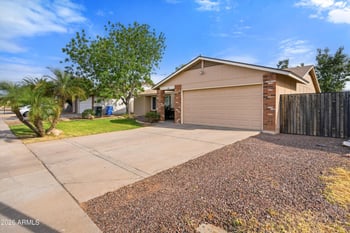 3133 John Cabot Dr, Phoenix, AZ 85032