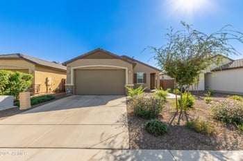 3133 Tie Down Dr, San Tan Valley, AZ 85140