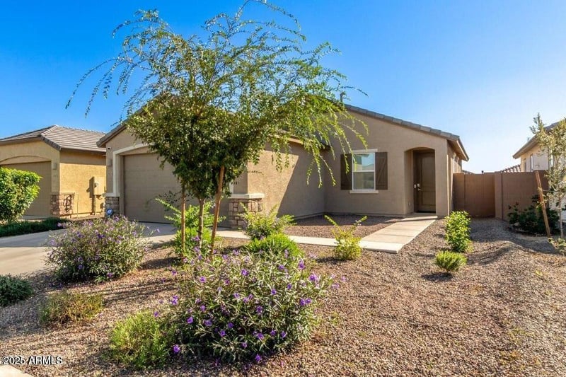 3133 Tie Down Dr, San Tan Valley, AZ 85140