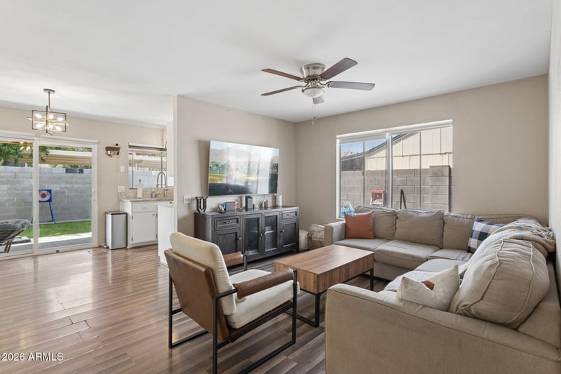 3133 Runion Dr, Phoenix, AZ 85027