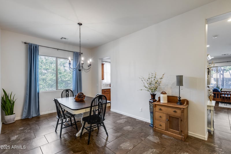 31332 137th Ln, Peoria, AZ 85383