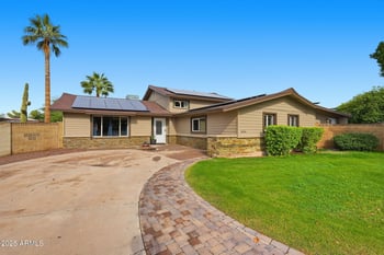 3134 Crocus Dr, Phoenix, AZ 85053