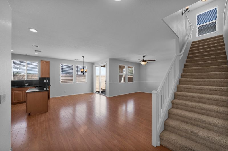 31341 N Cavalier Dr, San Tan Valley, AZ 85143