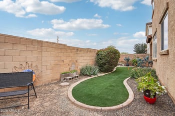 31349 Cavalier Dr, San Tan Valley, AZ 85143