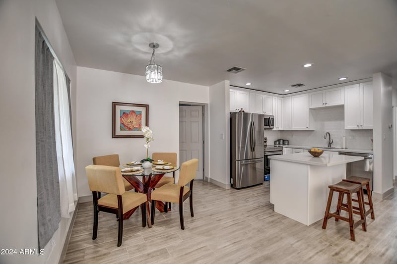 3135 34th St, Phoenix, AZ 85018