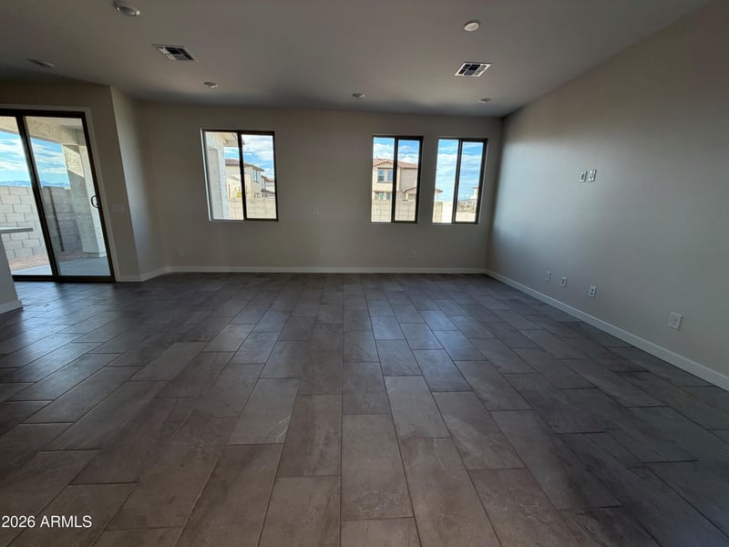 3135 S 180th Ln, Goodyear, AZ 85338