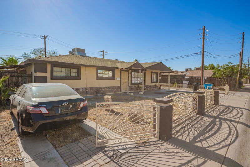 3136 37th Ave, Phoenix, AZ 85019