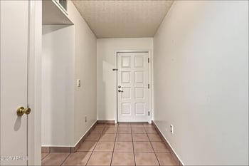 3136 38th St #9, Phoenix, AZ 85018