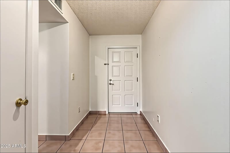 3136 38th St #9, Phoenix, AZ 85018
