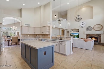 3136 Brookwood Ct, Phoenix, AZ 85048